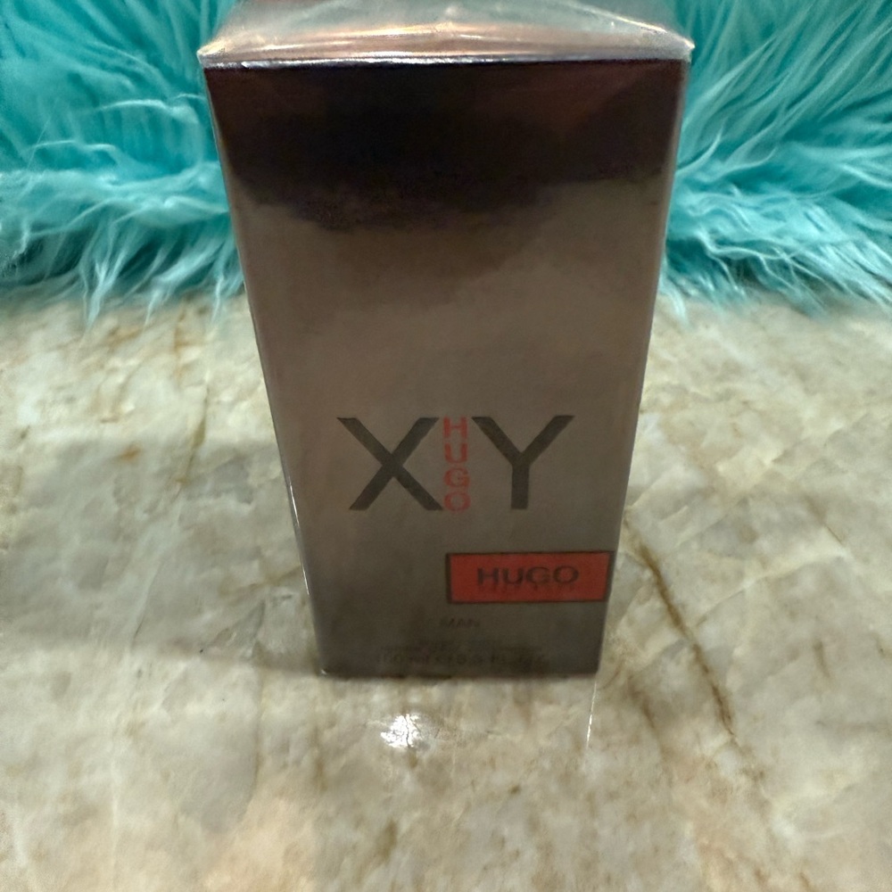 HUGO XY Eau de Toilette with Silver and Red Accents
